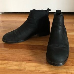 Blondo Black Suede Waterproof Chelsea Boot